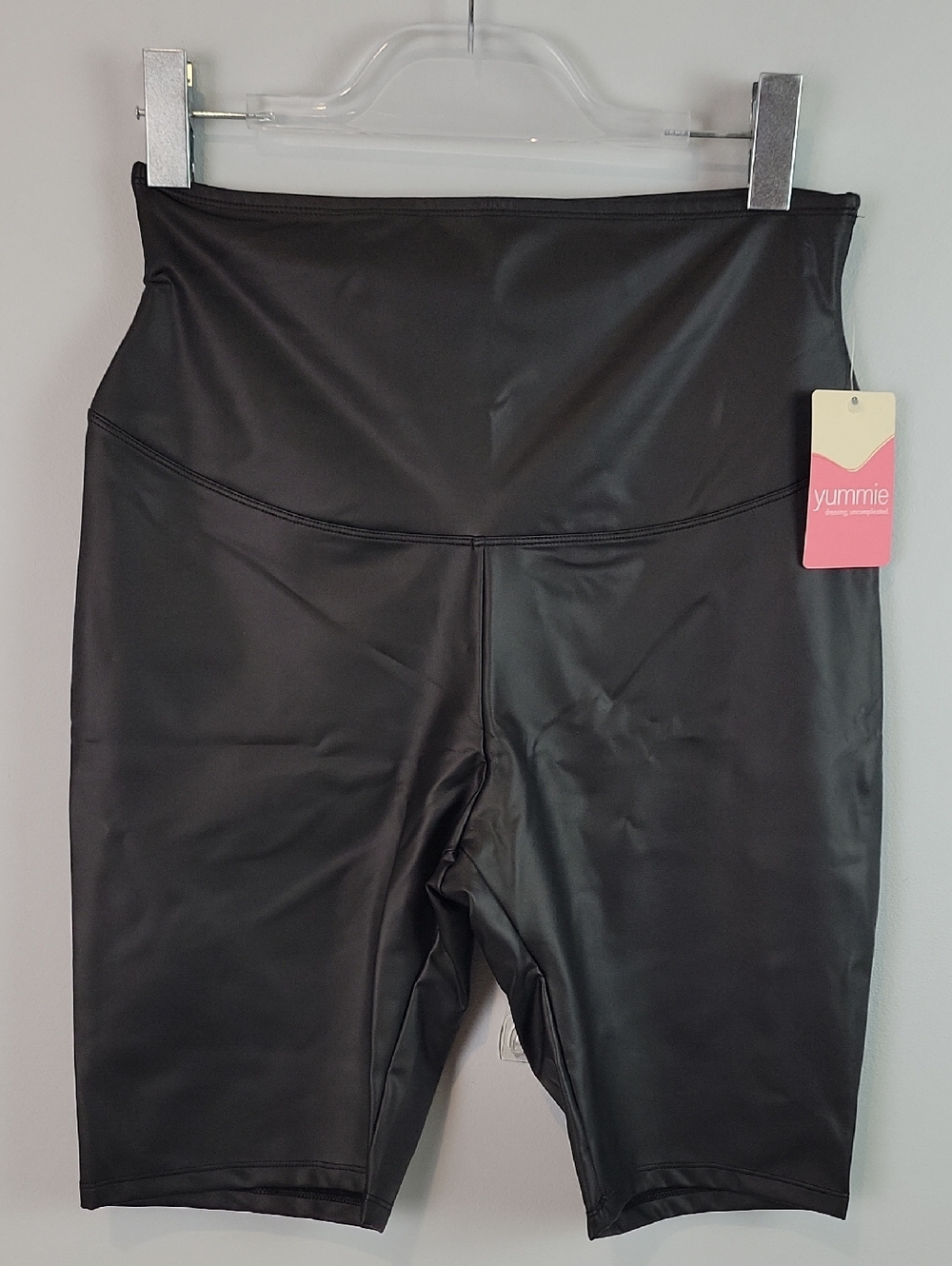 Yummie black faux leather shorts size Large
